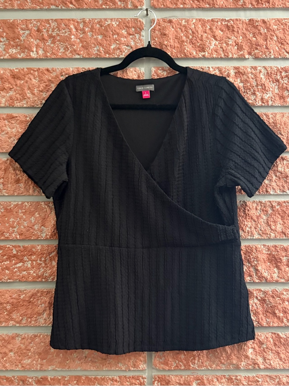 🌟 Vince Camuto Black Short-Sleeve Faux Wrap Textured Top